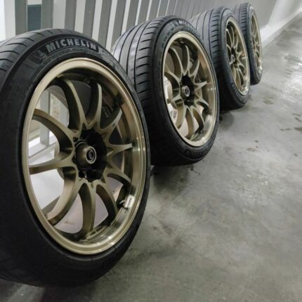set of 4 17" inch rims with PS4 tyres,OEM